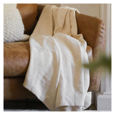 A Savvy Rest cotton blanket.